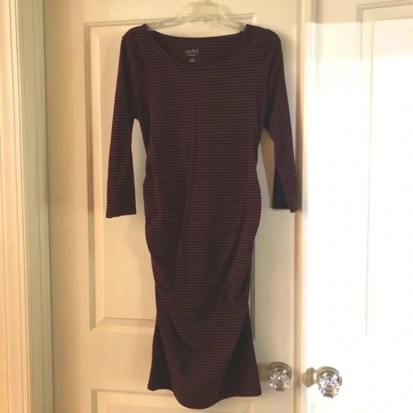 Isabel Maternity by Ingrid & Isabel Dresses & Skirts - Maternity striped midi, Sz small